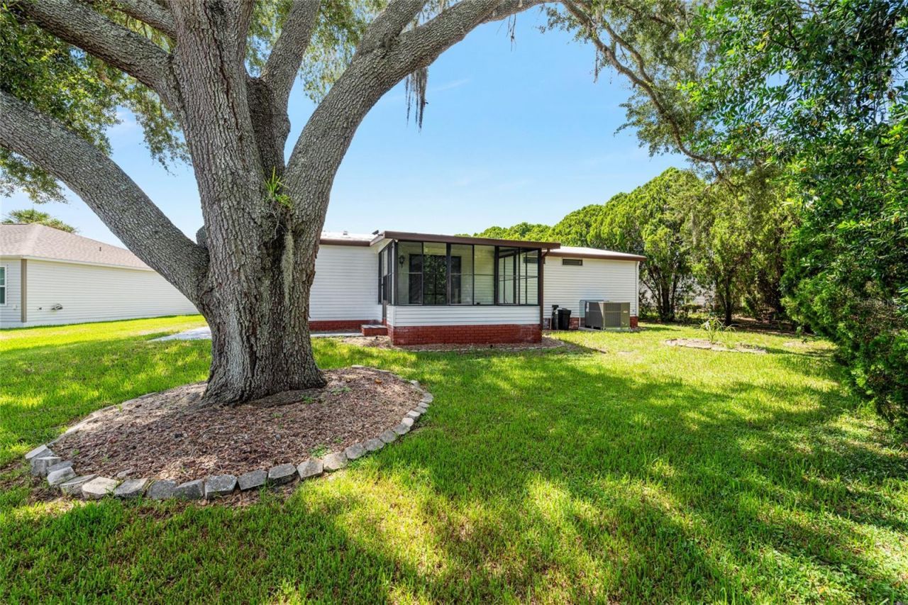 1004 Ann Avenue , Lady Lake, FL 32159 Photo