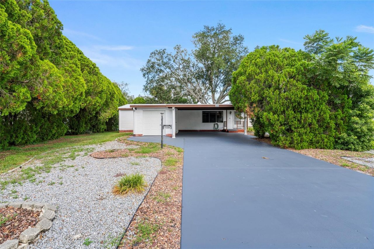 1004 Ann Avenue , Lady Lake, FL 32159 Photo