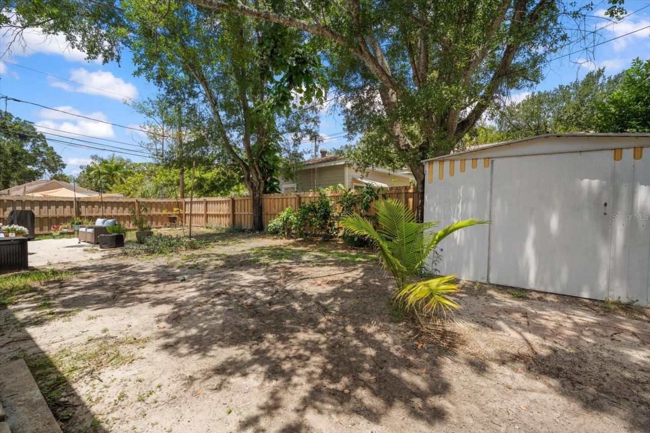 5820 Commonwealth Avenue N, Saint Petersburg, FL 33703 Photo