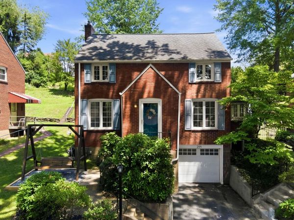 295 Barclay Avenue, Pittsburgh, PA 15221