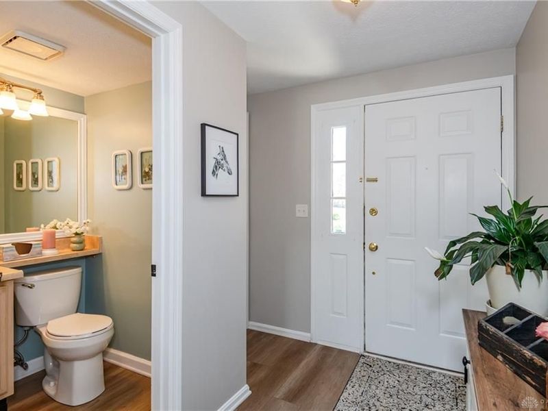 6884 Cedar Cove Drive, Centerville, OH 45459 Photo 6