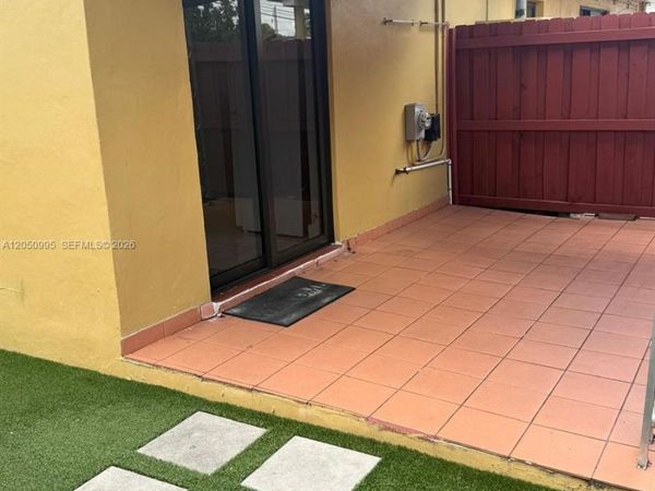 765 W 70th Pl , Unit 1, Hialeah, FL 33014