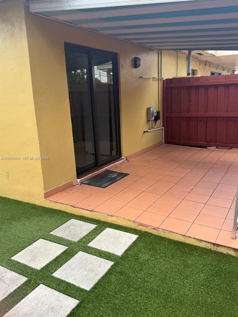 765 W 70th Pl , Unit 1, Hialeah, FL 33014 Photo