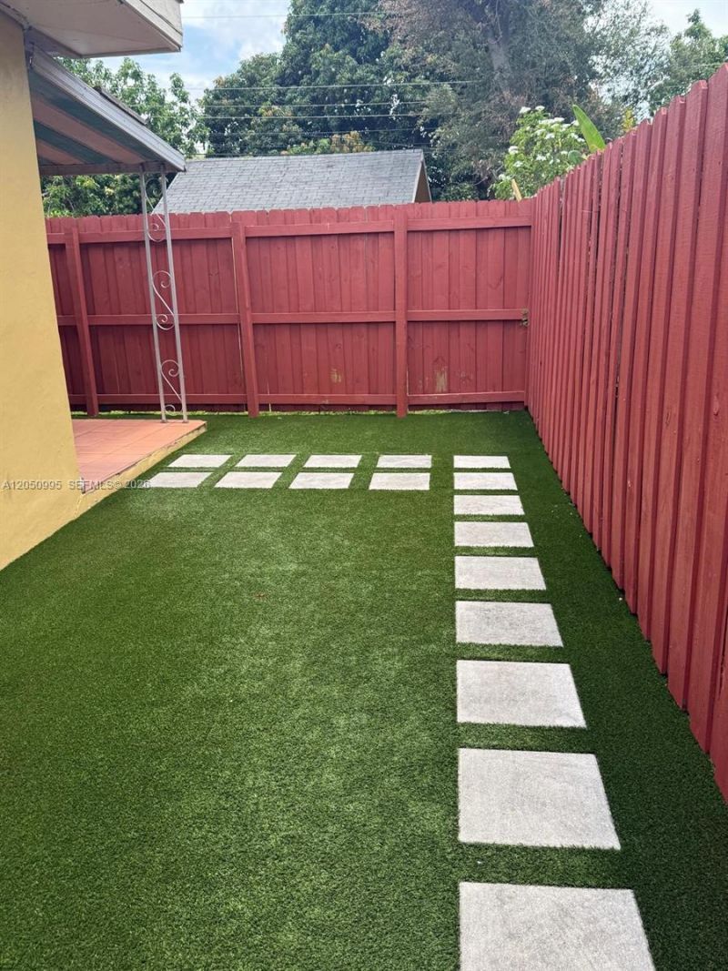 765 W 70th Pl , Unit 1, Hialeah, FL 33014 Photo