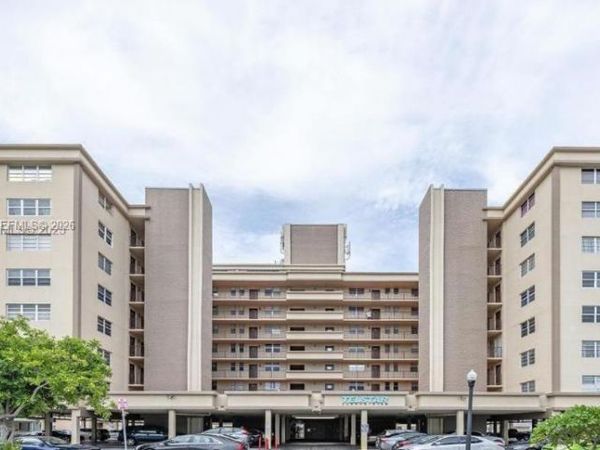 1811 Jefferson St , Unit 210, Hollywood, FL 33020