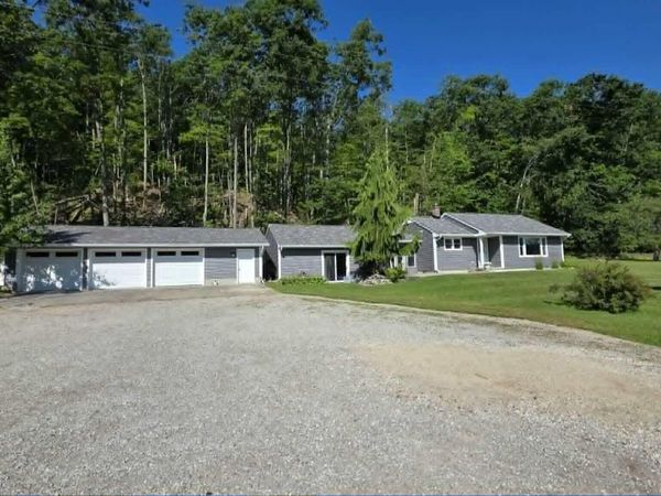 2093 Lakeshore Drive, Harrisville, MI 48740