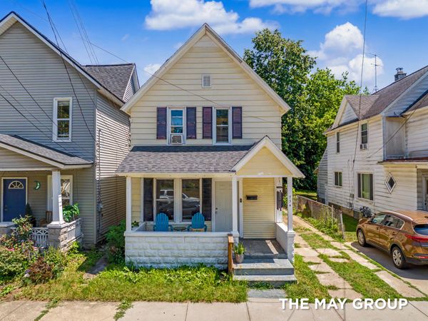 734 Fremont Avenue NW, Grand Rapids, MI 49504