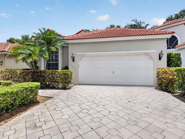 5207 BROOKVIEW Drive, Boynton Beach, FL 33437