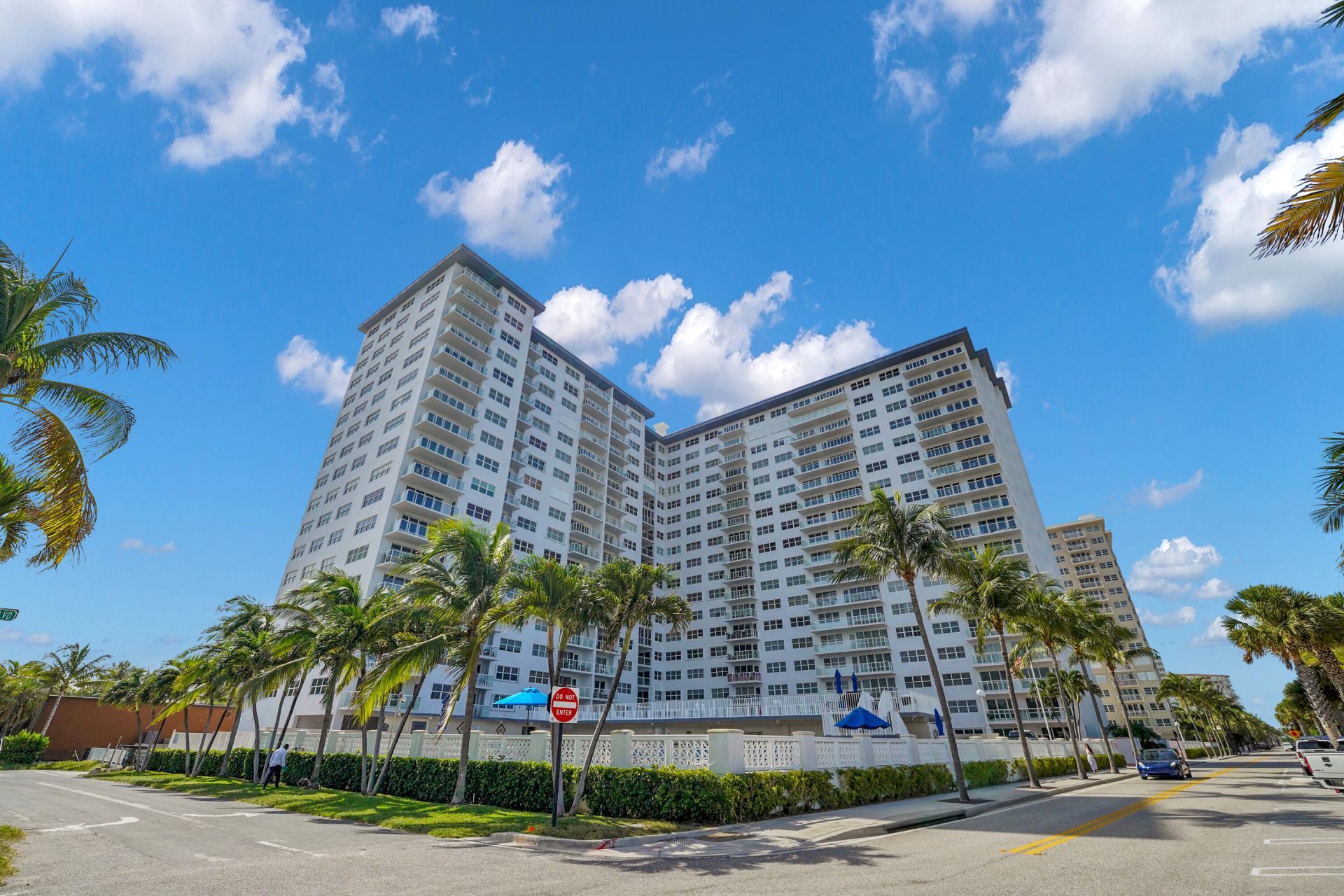 111 N Pompano Beach Boulevard, Unit 1611, Pompano Beach, FL 33062 Photo