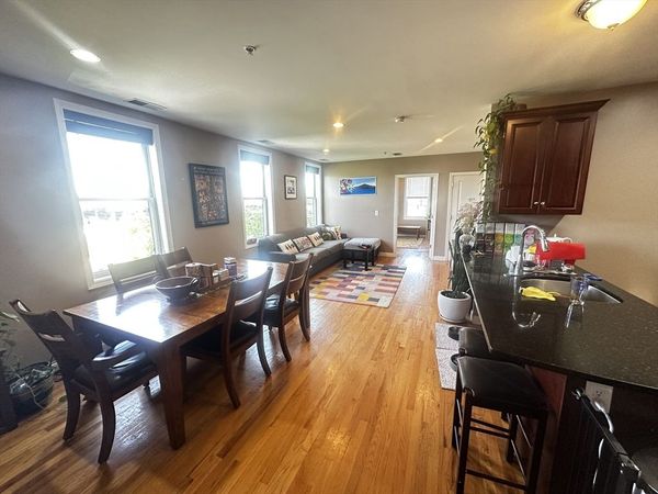 100 Fellsway West, Unit 302, Somerville, MA 02145