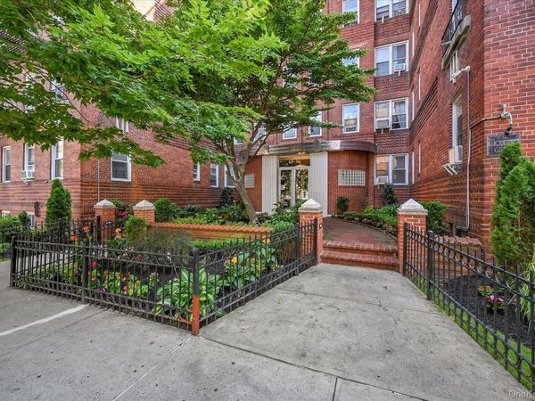 6536 Wetherole Street, Unit 608, Rego Park, NY 11374