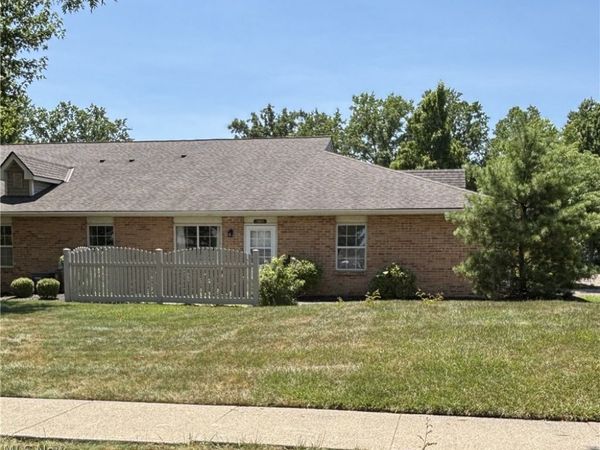 35177 Greenwich Avenue, North Ridgeville, OH 44039