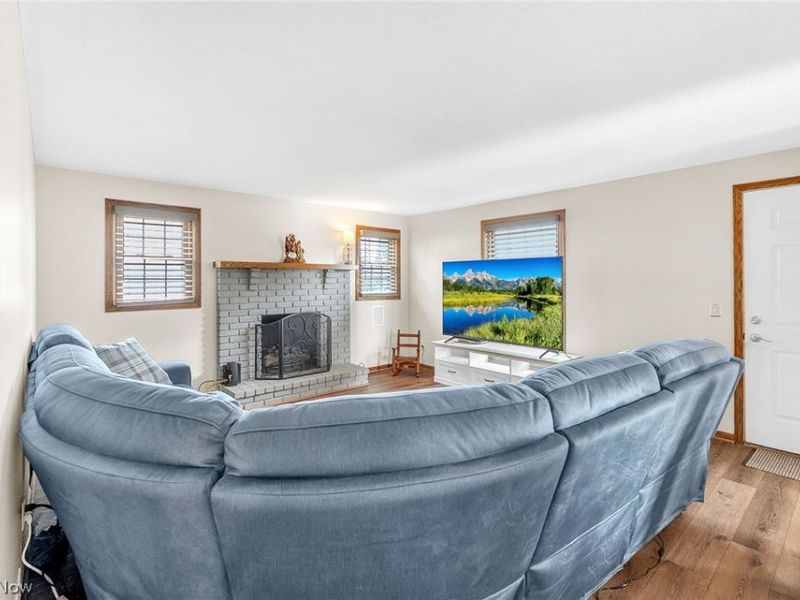 1846 Opal Street, Louisville, OH 44641 Photo 12