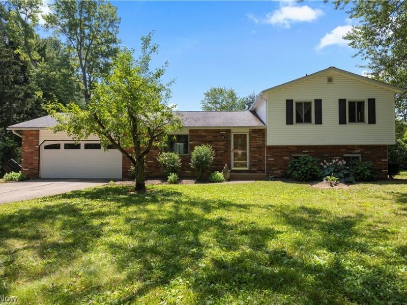 1486 David Drive, Hinckley, OH 44233 Photo 1