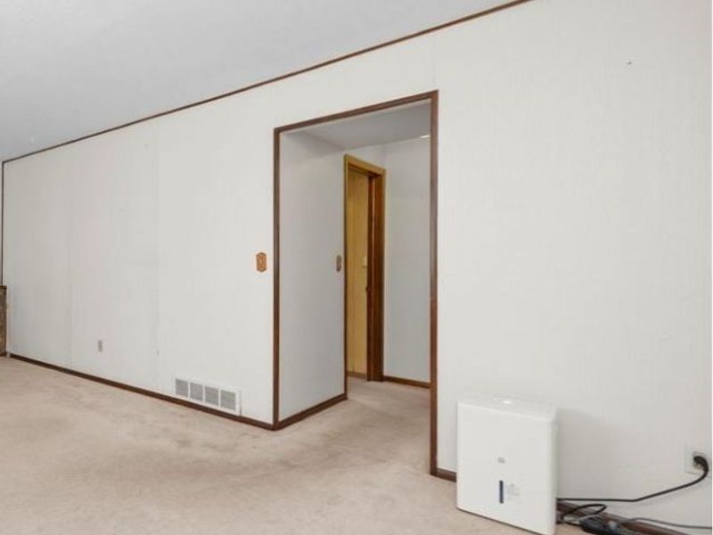 1486 David Drive, Hinckley, OH 44233 Photo 8