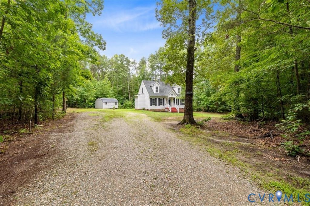 5689 Hickory Street, Powhatan, VA 23139 Main Photo