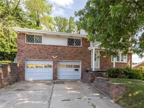 5624 Tracy Drive , Pittsburgh, PA 15236