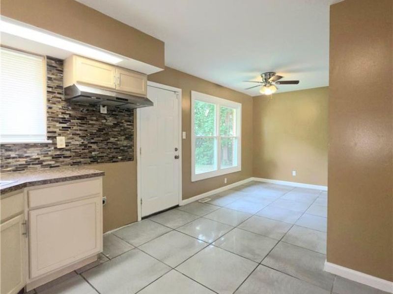 3546 Hermosa Drive, Trotwood, OH 45416 Photo 8
