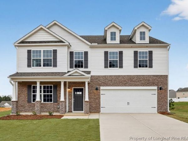 1118 Shoreline Drive, Vass, NC 28394