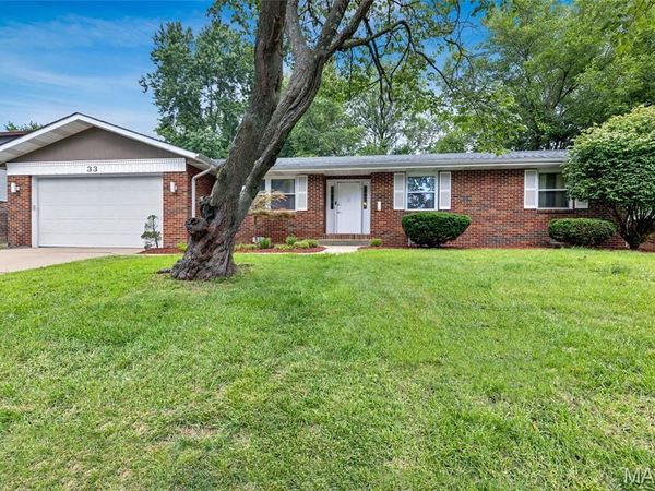 33 Mar Jacques Drive, Swansea, IL 62226