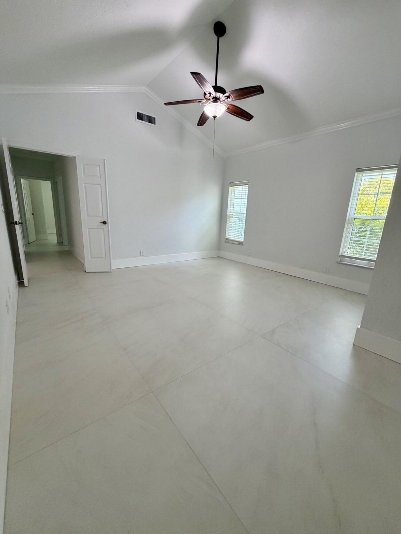 10114 Hunt Club Lane, Palm Beach Gardens, FL 33418 Photo