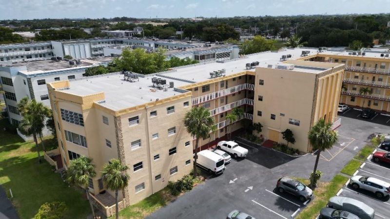 3990 NW 42nd Avenue, Unit 311, Lauderdale Lakes, FL 33319 Photo