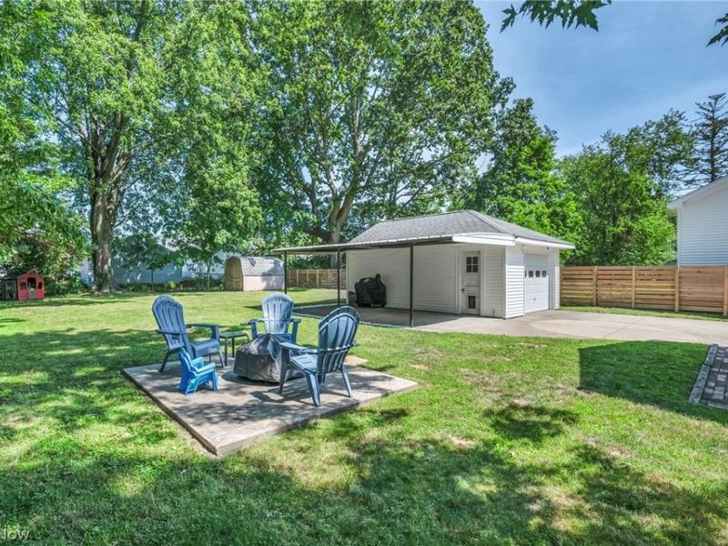 4827 Maple Street, Willoughby, OH 44094 Photo 7