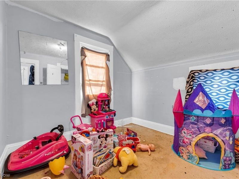 4119 Gifford Avenue, Cleveland, OH 44109 Photo 13