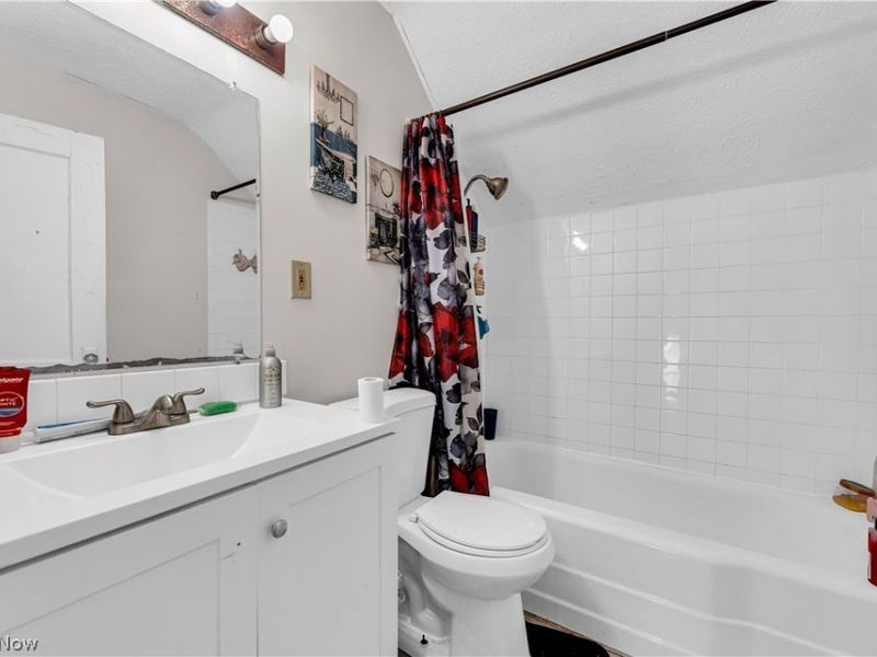 4119 Gifford Avenue, Cleveland, OH 44109 Photo 14