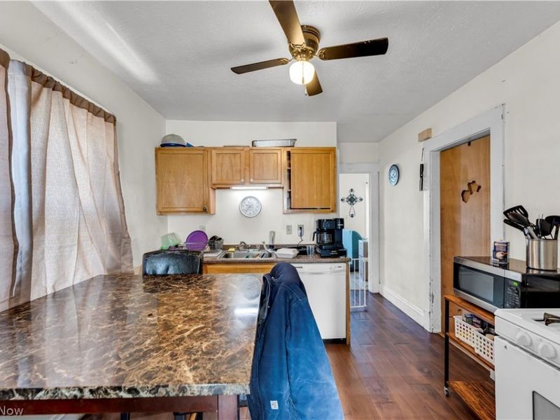 4119 Gifford Avenue, Cleveland, OH 44109 Photo 6