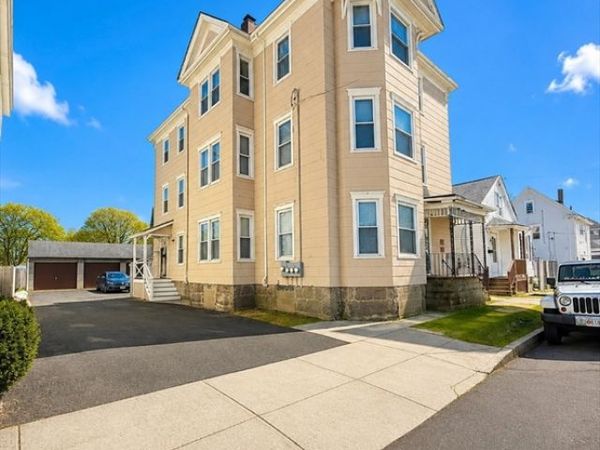 90 Robeson St, New Bedford, MA 02740
