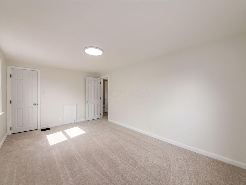 1736 E Frankfort Street , Columbus, OH 43206 Photo 24