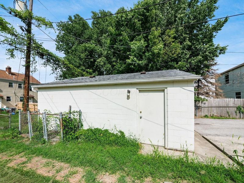 1736 E Frankfort Street , Columbus, OH 43206 Photo 48