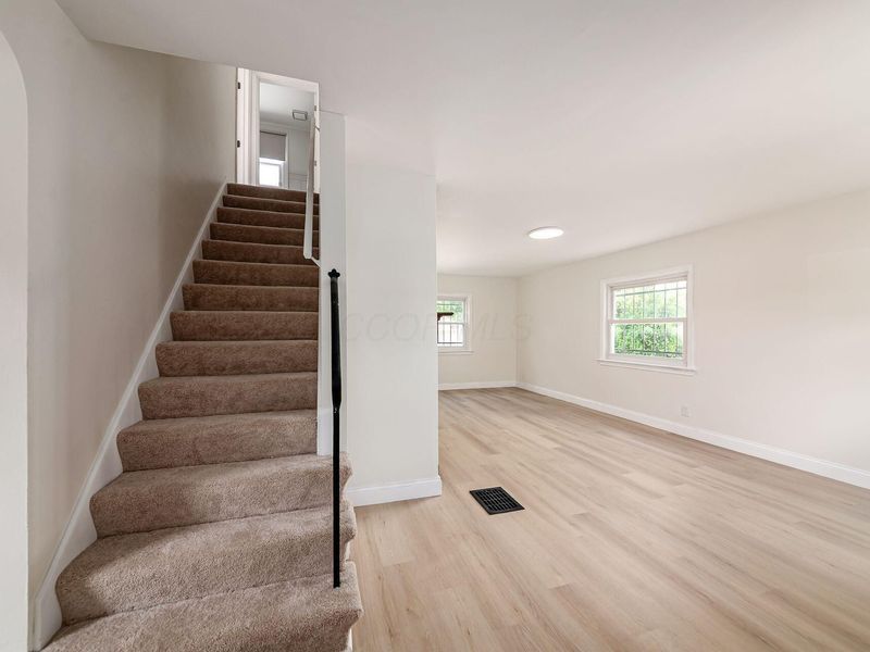 1736 E Frankfort Street , Columbus, OH 43206 Photo 5