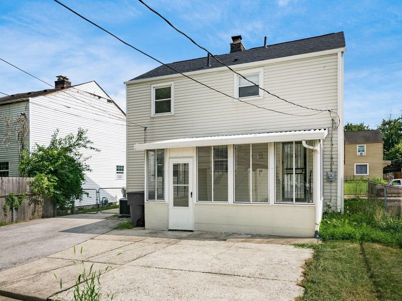 1736 E Frankfort Street , Columbus, OH 43206 Photo 51
