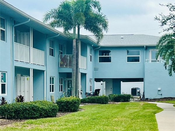 300 VENETIAN DRIVE, Unit 2, CLEARWATER, FL 33755