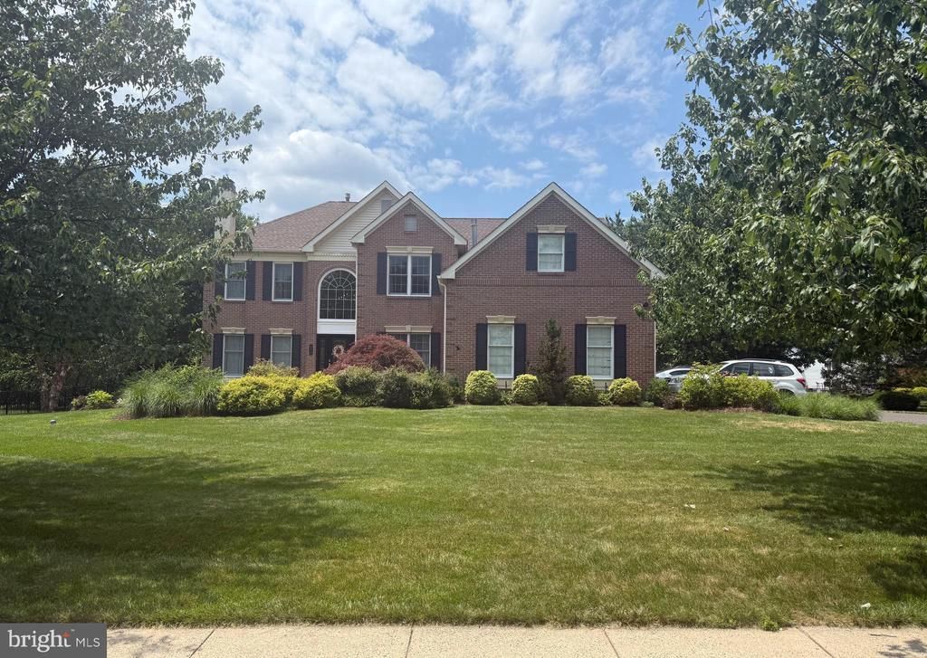 150 FAIRWAY DRIVE, HARLEYSVILLE, PA 19438