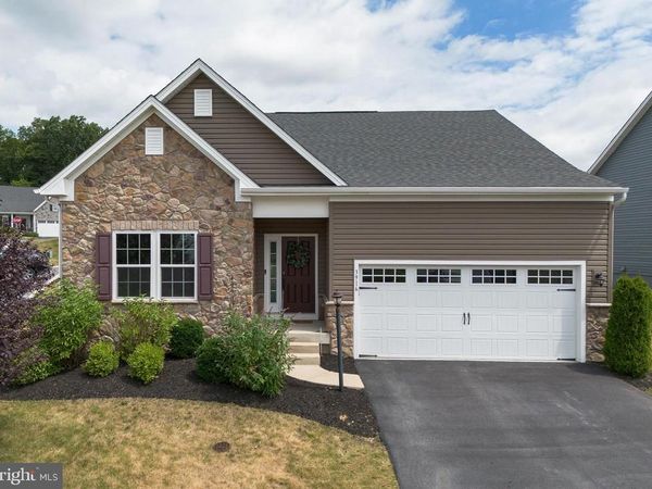 3916 AFLEET ALEX WAY, HARRISBURG, PA 17110