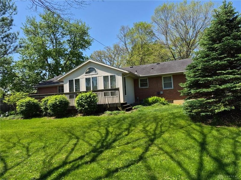 1072 Firewood Drive, Beavercreek, OH 45430 Photo 2