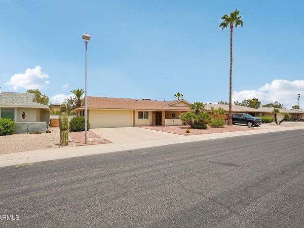 10908 W MEADE Drive, Sun City, AZ 85351
