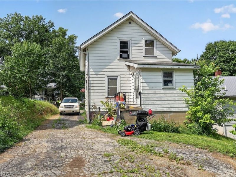 357 W 5th Street, Salem, OH 44460 Photo 3