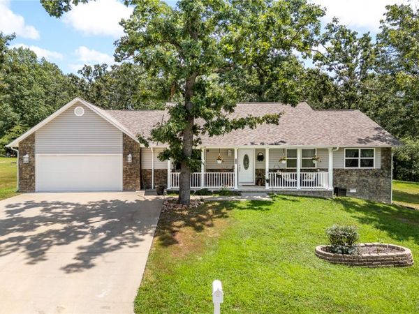 6105 Oak Leaf Drive , Harrison, AR 72601