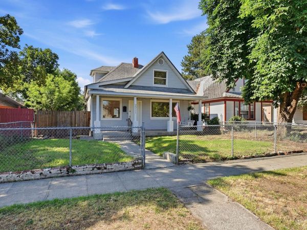 2211 W Gardner Ave, Spokane, WA 99201