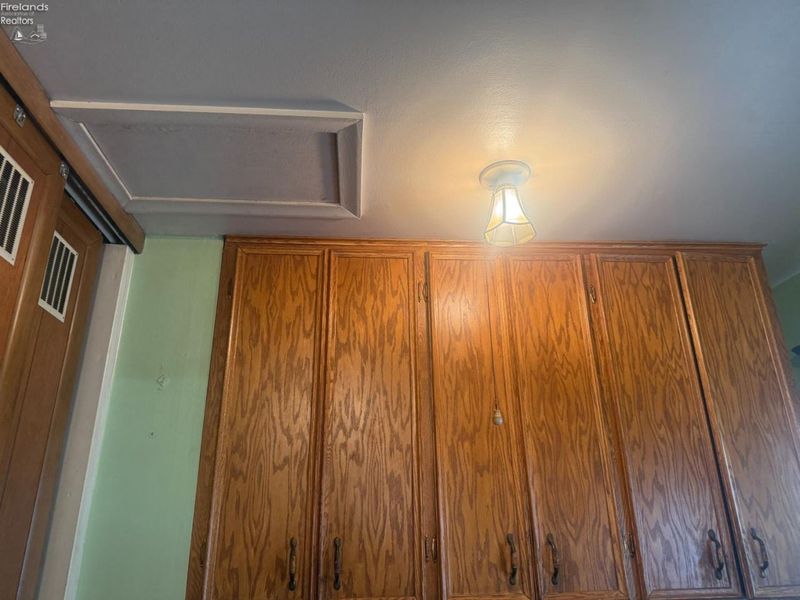 1716 Moore Street, Fremont, OH 43420 Photo 13