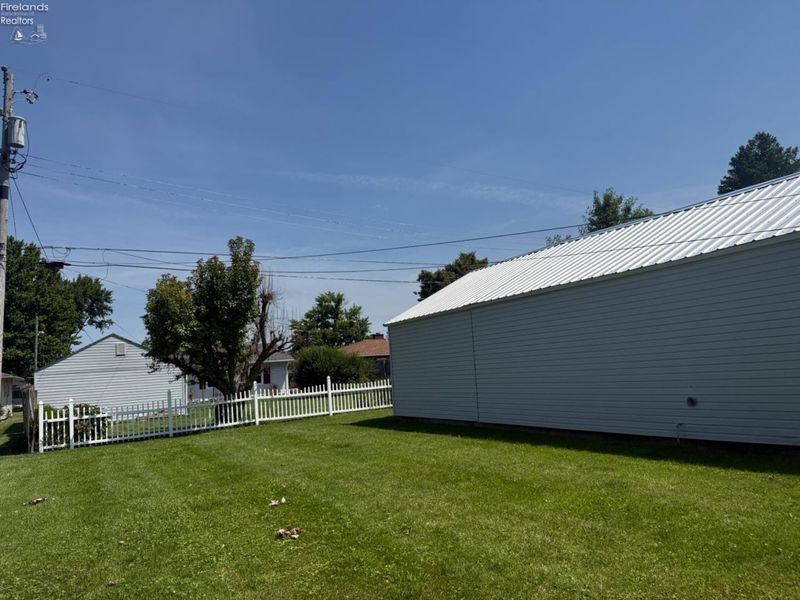 1716 Moore Street, Fremont, OH 43420 Photo 39