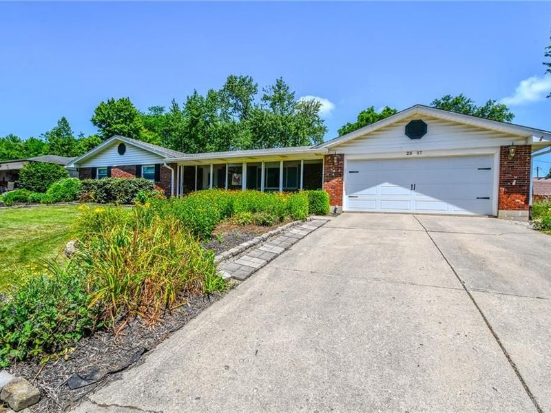2517 Banyon Drive, Beavercreek, OH 45431 Photo 4