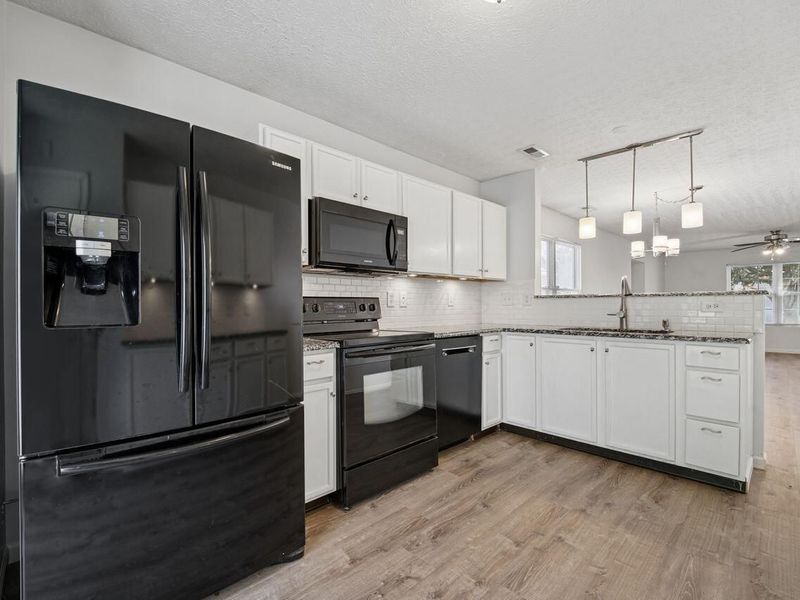 1498 Sargas Street, Columbus, OH 43240 Photo 14