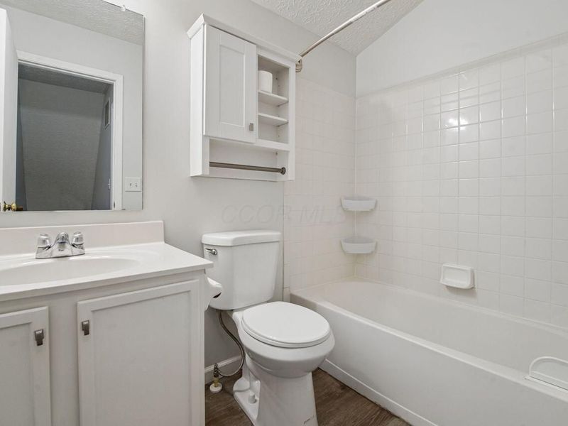 1498 Sargas Street, Columbus, OH 43240 Photo 32