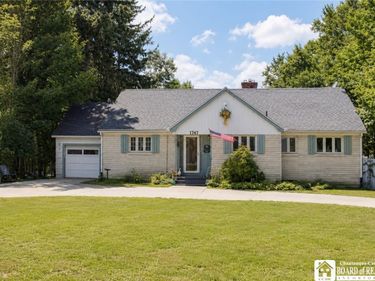 1747 S Main St Extension, Jamestown, NY 14701