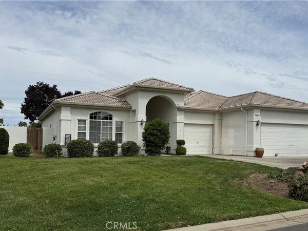 6643 Desert Springs, Chowchilla, CA 93610